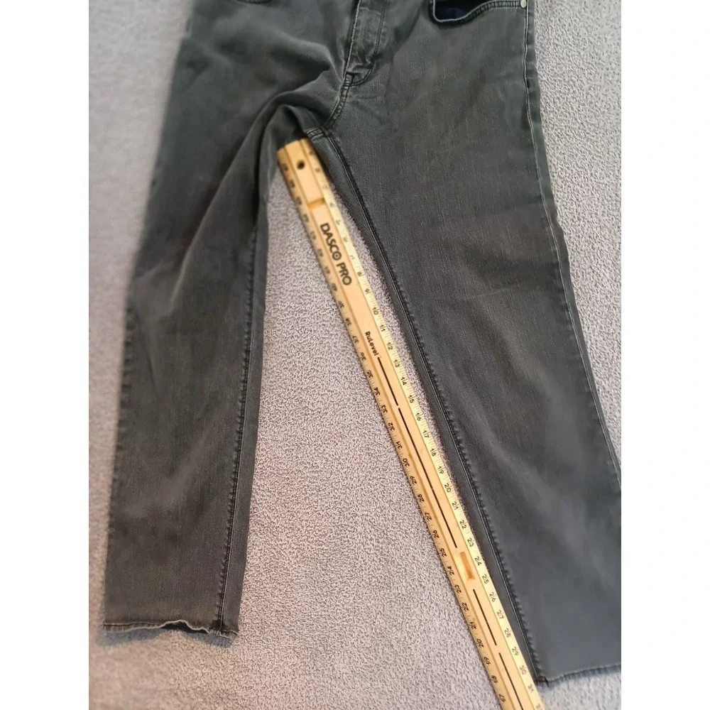 Hugo‎ Boss Green Straight Leg Jeans Men 36x32 Gray Stretch Designer Denim